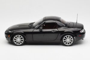 Mazda MX-5 NC Roadster Retractable Hardtop US Spec Fekete AUTOart 1:18 75971 Fém – 6. kép a 10-ből