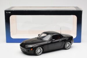 Mazda MX-5 NC Roadster Retractable Hardtop US Spec Fekete AUTOart 1:18 75971 Fém – 10. kép a 10-ből