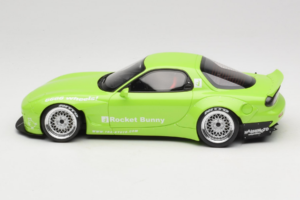 Mazda RX-7 FD Rocket Bunny Pearl Green Otto 1:18 OT1155 Gyanta – 3. kép a 6-ből
