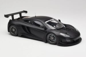 McLaren 12C GT3 Carbon Matt Fekete Minichamps 1:18 151121390 Fém – 4. kép a 6-ből