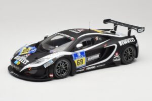 McLaren 12C GT3 Dorr Motorsport #69 C. Adams / M. Klasen 24 Hours Nurburgring 2013 Minichamps 1:18 151131369 Fém