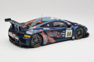 McLaren 12C GT3 #88 Von Ryan Racing A. Barff / T. Goodwin / B. Senna Spa 24 Hours 2013 Minichamps 1:18 151131388 Fém – 2. kép a 6-ből