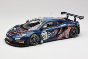 McLaren 12C GT3 #88 Von Ryan Racing A. Barff / T. Goodwin / B. Senna Spa 24 Hours 2013 Minichamps 1:18 151131388 Fém