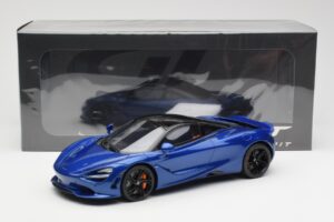 McLaren 750S Kék GT Spirit 1:18 GT458 Gyanta – 6. kép a 6-ből