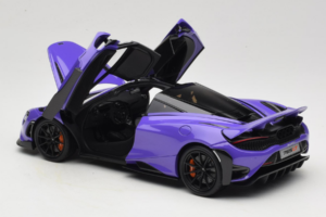 McLaren 765LT Lila HPD 1:18 HPD18005 Fém – 5. kép a 8-ből