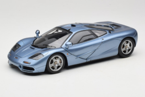 McLaren F1 Kék LCD 1:18 LCD18014-BU Fém
