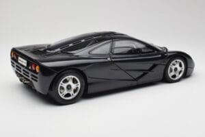 McLaren F1 Blue Metallic Minichamps 1:12 530133130 Fém – 3. kép a 8-ből