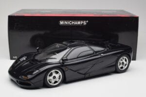 McLaren F1 Blue Metallic Minichamps 1:12 530133130 Fém – 8. kép a 8-ből
