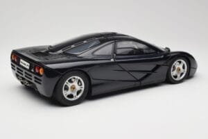 McLaren F1 Dark Blue Metallic Minichamps 1:12 530133128 Fém – 3. kép a 9-ből