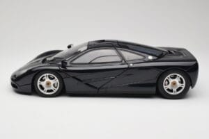 McLaren F1 Dark Blue Metallic Minichamps 1:12 530133128 Fém – 5. kép a 9-ből