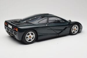 McLaren F1 Dark Green Metallic Minichamps 1:12 530133127 Fém – 3. kép a 9-ből