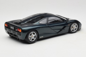 McLaren F1 Zöld LCD 1:18 LCD18014-GR Fém – 3. kép a 8-ből