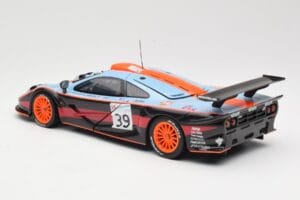 McLaren F1 GTR #39 Gulf R. Bellm / A. Gilbert / M. Sekiya 24 Hours of Le Mans 1997 UT Models 1:18 39725 Fém – 7. kép a 8-ből