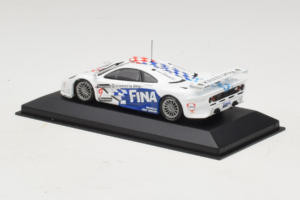 McLaren F1 GTR #9 Fina P. Kox / R. Ravaglia / A. Montermini 24 Hours of Le Mans 1997 Minichamps 1:43 MCLAREN002 Fém – 3. kép a 5-ből