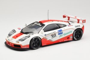 McLaren F1 GTR GT1 #30 West Competition J. Nielsen 1996 UT Models 1:18 39624 Fém