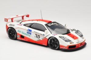 McLaren F1 GTR GT1 #30 West Competition J. Nielsen 1996 UT Models 1:18 39624 Fém – 6. kép a 8-ből