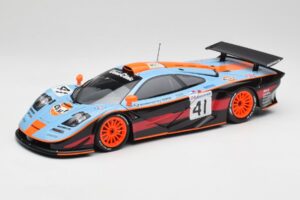 McLaren F1 GTR Gulf #41 P. Gounon / S. Oloffson 24 Hours of Le Mans 1997 Minichamps 1:18 530133741 Fém