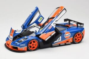McLaren F1 GTR Gulf Racing #33 S. Bellm / A. Weaver / J. Lehto 24 Hours of Le Mans 1996 Minichamps 1:18 530133633 Fém – 2. kép a 8-ből
