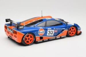 McLaren F1 GTR Gulf Racing #33 S. Bellm / A. Weaver / J. Lehto 24 Hours of Le Mans 1996 Minichamps 1:18 530133633 Fém – 3. kép a 8-ből