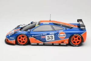 McLaren F1 GTR Gulf Racing #33 S. Bellm / A. Weaver / J. Lehto 24 Hours of Le Mans 1996 Minichamps 1:18 530133633 Fém – 4. kép a 8-ből