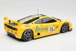 McLaren F1 GTR Harrods Mach One Racing #51 A. Wallace / D. Bell / J. Bell 24 Hours of Le Mans 1995 Minichamps 1:18 530133551  – 3. kép a 8-ből