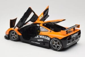 McLaren F1 GTR Kokusai Kaihatsu Racing #53 O. Giroix / J. Sala / P. Deletraz 24 Hours of Le Mans 1996 Minichamps 1:18 5301336 – 5. kép a 8-ből