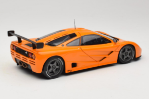 McLaren F1 Le Mans Orange UT Models 1:18 530151890 Fém – 3. kép a 8-ből