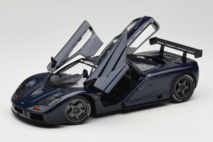 McLaren F1 GTR Le Mans Edition Lila UT Models 1:18 MCLAREN001 Fém – 2. kép a 8-ből