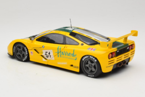McLaren F1 GTR #51 Mach One Racing Le Mans 1995 UT Models 1:18 530151851 Fém – 7. kép a 8-ből