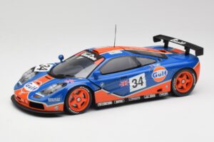 McLaren F1 GTR #34 Gulf Racing 1996 UT Models 1:18 39621 Fém