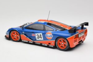 McLaren F1 GTR #34 Gulf Racing 1996 UT Models 1:18 39621 Fém – 7. kép a 8-ből