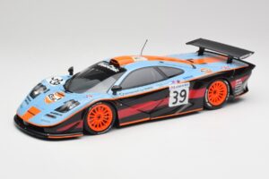 McLaren F1 GTR #39 R. Bellm / A. Gilbert-Scott 24 Hours of Le Mans 1997 Minichamps 1:18 530133739 Fém