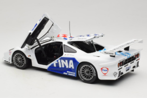 McLaren F1 GTR #9 P. Kox / R. Ravaglia FIA GT Championship 1997 UT Models 1:18 39711 Fém – 5. kép a 8-ből