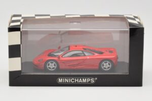 McLaren F1 Piros Minichamps 1:43 433133438 Fém – 4. kép a 4-ből