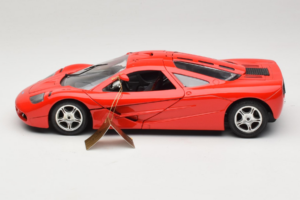 McLaren F1 High Mirror Light Red Guiloy 1:18 67505 Fém – 4. kép a 8-ből