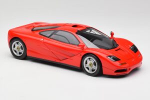 McLaren F1 Magma Piros Minichamps 1:18 530133422 Fém – 6. kép a 8-ből