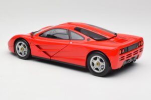 McLaren F1 Magma Piros Minichamps 1:18 530133422 Fém – 7. kép a 8-ből