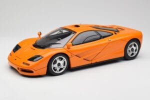 McLaren F1 Narancssárga Minichamps 1:12 530133131 Fém
