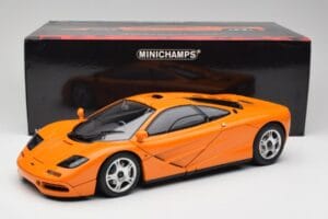 McLaren F1 Narancssárga Minichamps 1:12 530133131 Fém – 9. kép a 9-ből