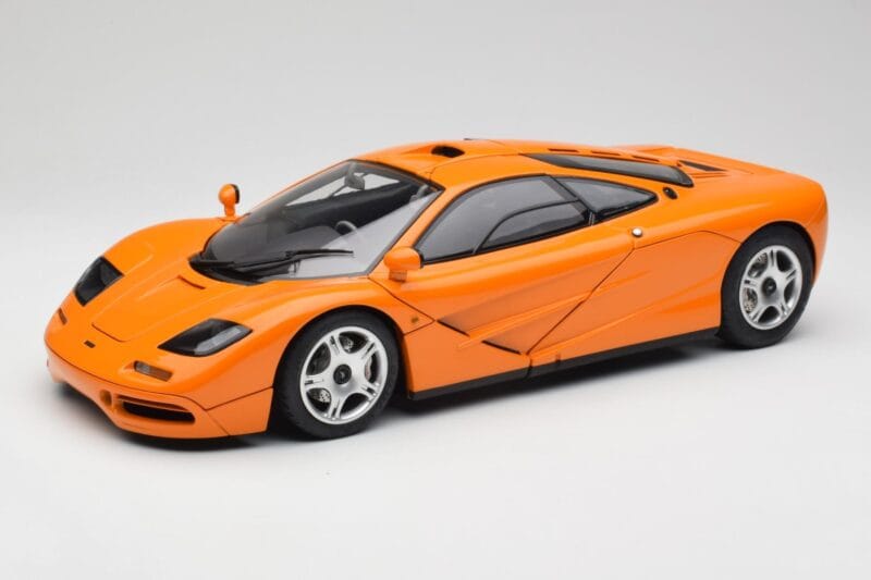 McLaren F1 Narancssárga Minichamps 1:12 530133131 Fém