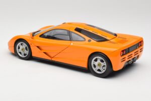 McLaren F1 Narancssárga Minichamps 1:18 530133421 Fém – 7. kép a 8-ből