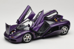 McLaren F1 Lila LCD 1:18 LCD18014-PU Fém – 2. kép a 8-ből