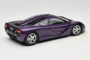 McLaren F1 Lila LCD 1:18 LCD18014-PU Fém – 3. kép a 8-ből
