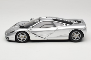 McLaren F1 Ezüst LCD 1:18 LCD18014-SI Fém – 4. kép a 8-ből