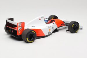 McLaren Ford MP4/8 #7 M. Hakkinen 1993 Minichamps 1:18 530931837 Fém – 2. kép a 6-ből