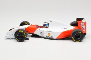 McLaren Ford MP4/8 #7 M. Hakkinen 1993 Minichamps 1:18 530931837 Fém – 3. kép a 6-ből