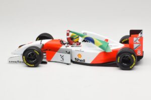 McLaren MP4/8 Ford #8 A. Senna Winner European GP Donington 1993 Minichamps 1:18 540931848 Fém – 3. kép a 6-ből