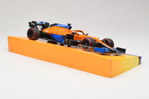 McLaren MCL35M Mercedes #3 D. Ricciardo McLaren F1 Team Bahrain Grand Prix 2021 Minichamps 1:18 533211803 Gyanta – 4. kép a 7-ből