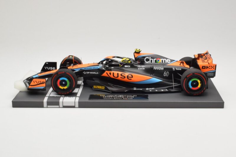 McLaren MCL60 #4 L. Norris F1 2023 Minichamps 1:18 537231804 Fém