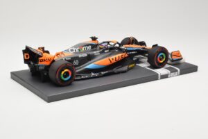 McLaren MCL60 #81 O. Piastri F1 2023 Minichamps 1:18 537231881 Fém – 3. kép a 6-ből